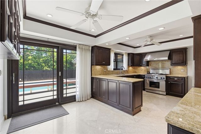 4908 Calvin Avenue, Tarzana, CA 91356