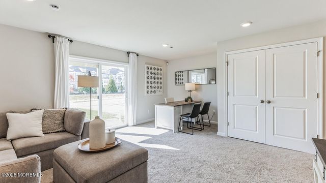 15 Bay Breeze Drive, Waretown, NJ 08758