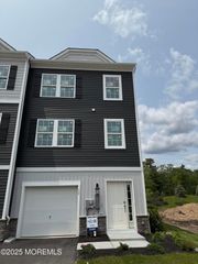 15 Bay Breeze Drive, Waretown, NJ 08758