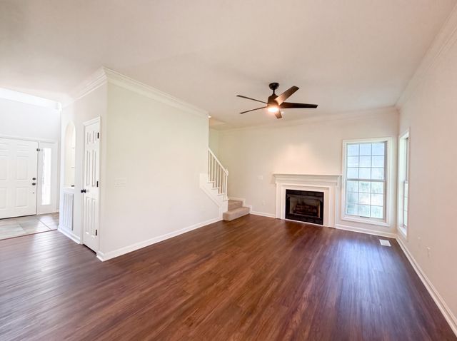 2120 Spring Lake Dr, Spring Hill, TN 37174