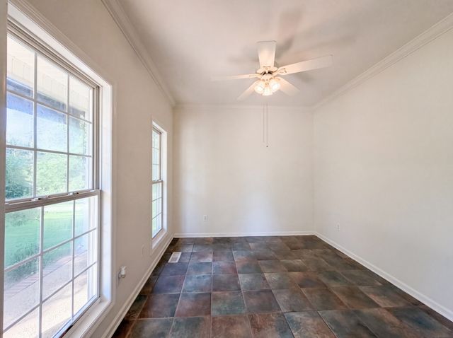 2120 Spring Lake Dr, Spring Hill, TN 37174