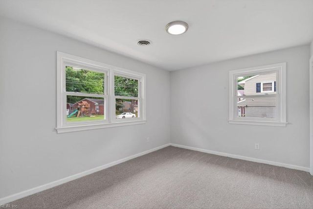 35 Green CT, Newport News, VA 23601