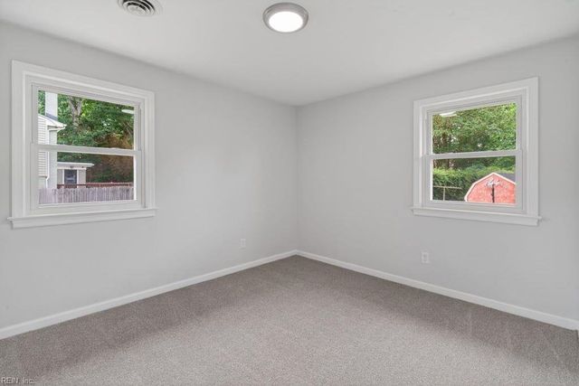 35 Green CT, Newport News, VA 23601