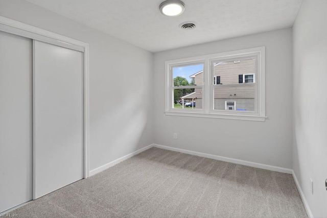 35 Green CT, Newport News, VA 23601