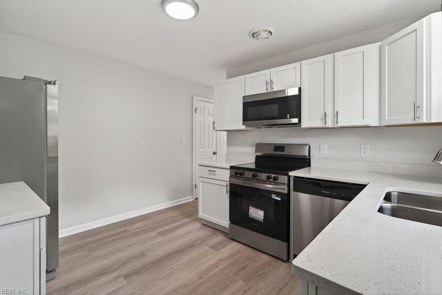 35 Green CT, Newport News, VA 23601
