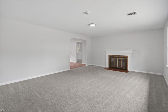 35 Green CT, Newport News, VA 23601