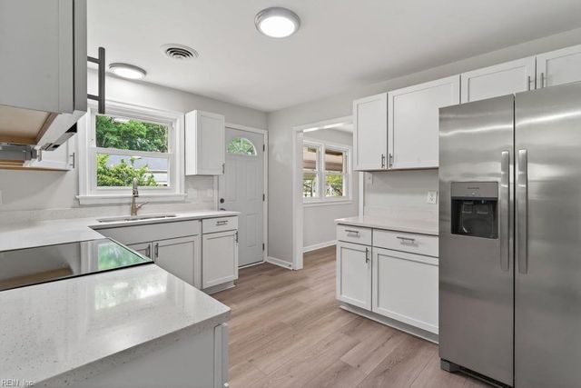 35 Green CT, Newport News, VA 23601