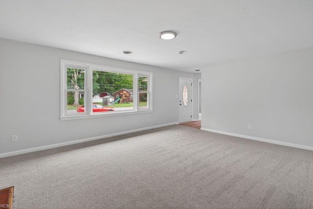 35 Green CT, Newport News, VA 23601