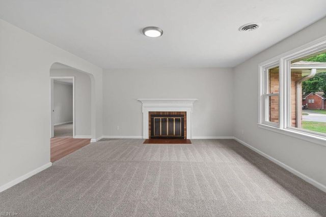 35 Green CT, Newport News, VA 23601