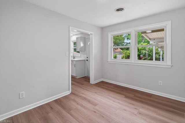 35 Green CT, Newport News, VA 23601