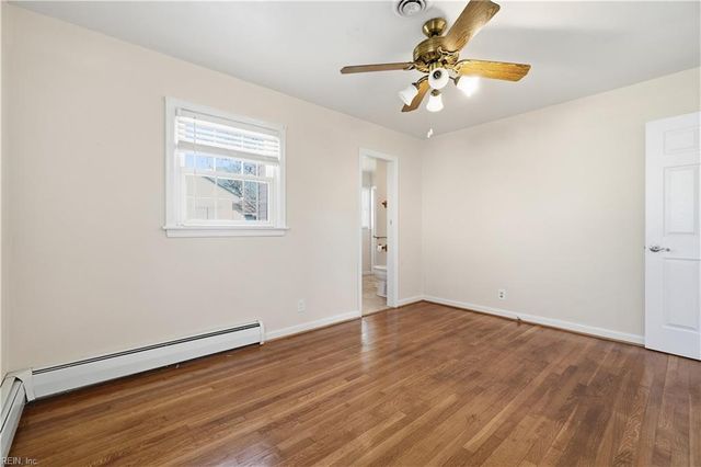 8038 Bowwood LN, Norfolk, VA 23518