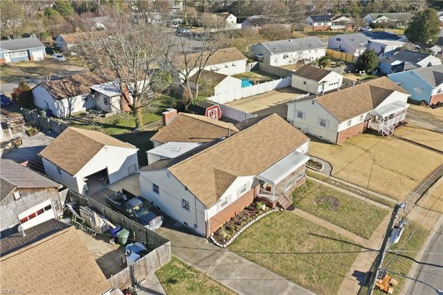 8038 Bowwood LN, Norfolk, VA 23518