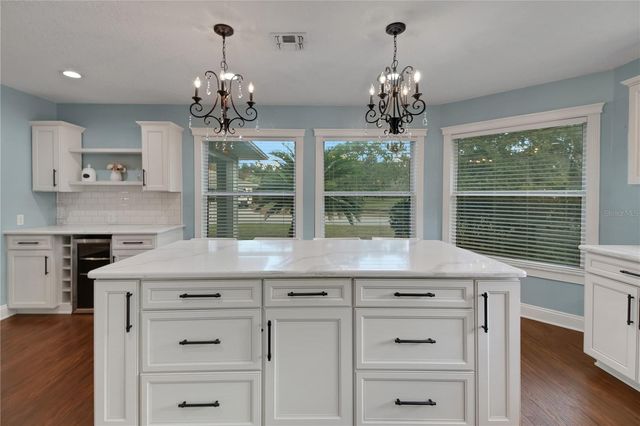 32801 OAK PARK DRIVE, Leesburg, FL 34748