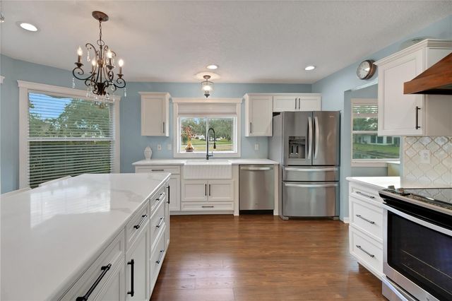 32801 OAK PARK DRIVE, Leesburg, FL 34748