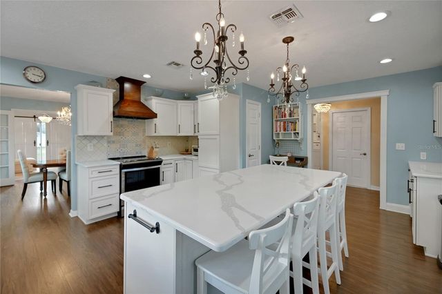 32801 OAK PARK DRIVE, Leesburg, FL 34748