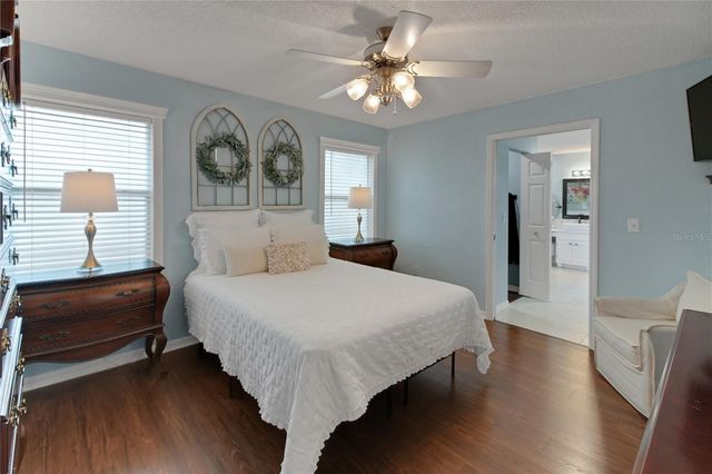 32801 OAK PARK DRIVE, Leesburg, FL 34748