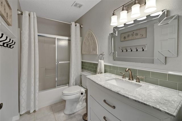 32801 OAK PARK DRIVE, Leesburg, FL 34748