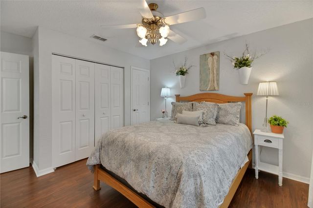 32801 OAK PARK DRIVE, Leesburg, FL 34748