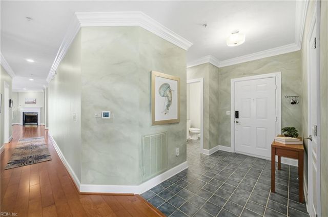 2428 Ocean Shore Cres Apt 401, Virginia Beach, VA 23451