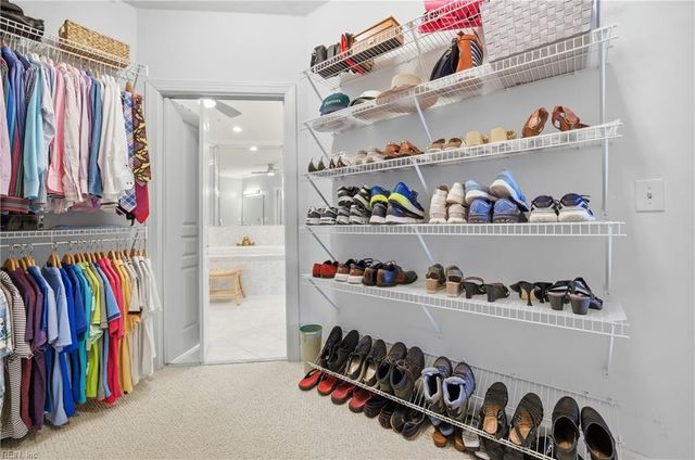 2428 Ocean Shore Cres Apt 401, Virginia Beach, VA 23451