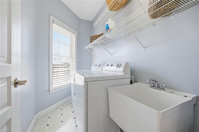 2428 Ocean Shore Cres Apt 401, Virginia Beach, VA 23451