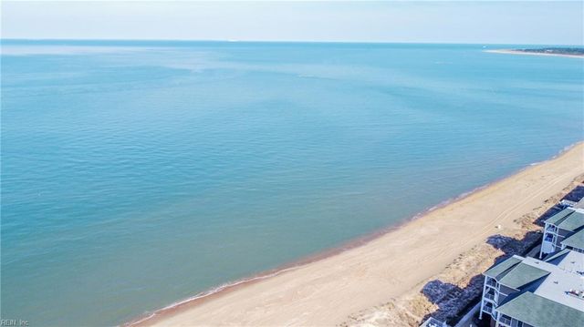 2428 Ocean Shore Cres Apt 401, Virginia Beach, VA 23451