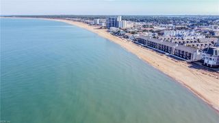 2428 Ocean Shore Cres Apt 401, Virginia Beach, VA 23451