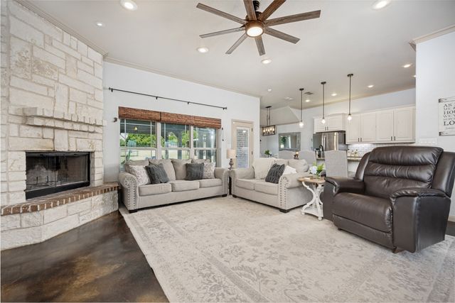 10485 Indian Trail, Sanger, TX 76266