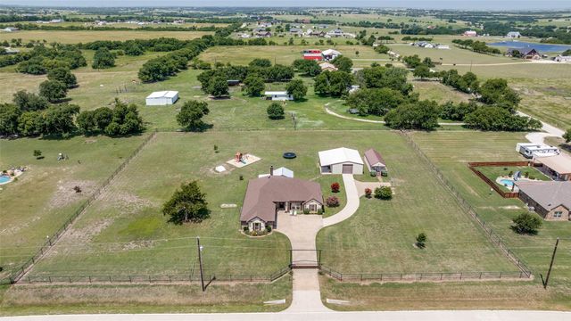 10485 Indian Trail, Sanger, TX 76266