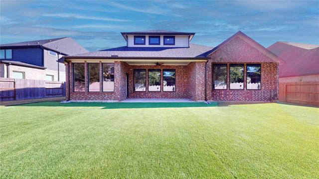 8305 Greenleaf Ridge Way, Conroe, TX 77385