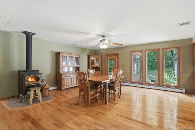 68 Bowen Road, Warwick, NY 10990