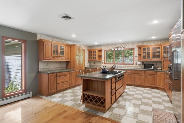68 Bowen Road, Warwick, NY 10990