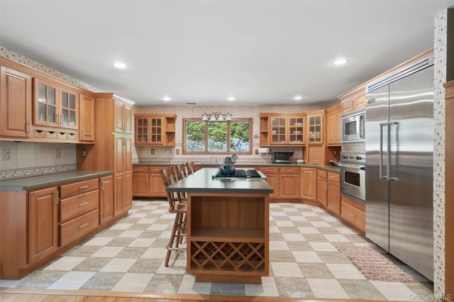 68 Bowen Road, Warwick, NY 10990