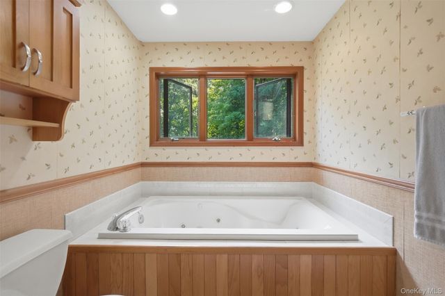 68 Bowen Road, Warwick, NY 10990