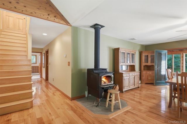 68 Bowen Road, Warwick, NY 10990