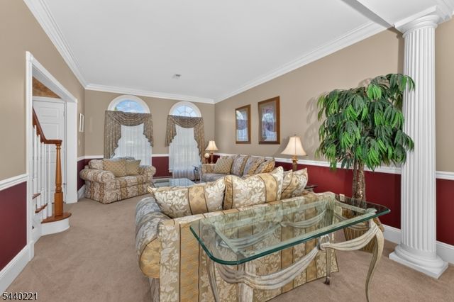 9 Stone Barn Rd, Franklin Twp., NJ 08867