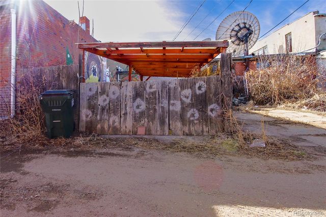 518 Main Street, Walsenburg, CO 81089