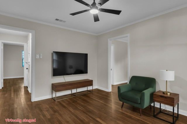 111 W Gay Ave., Gladewater, TX 75647