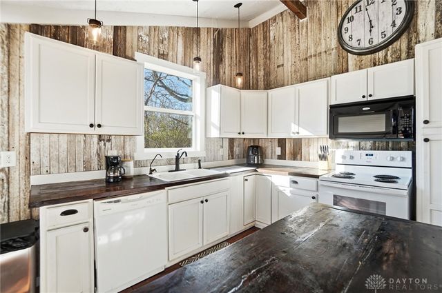 9448 Lytle Ferry Road, Waynesville, OH 45068