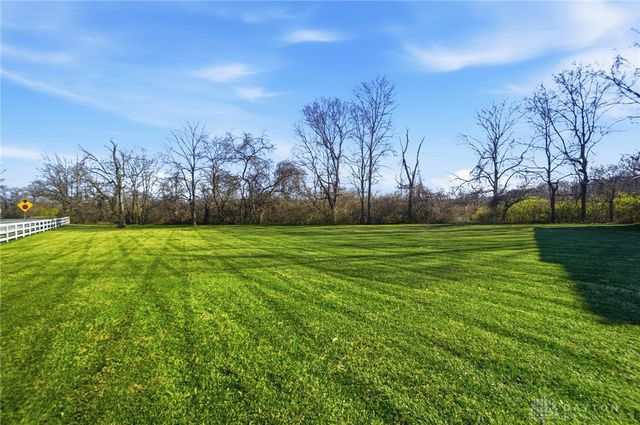 9448 Lytle Ferry Road, Waynesville, OH 45068