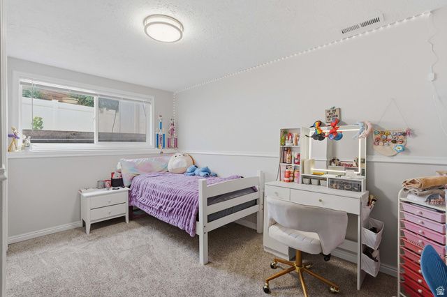 914 W 2600 N, Clinton, UT 84015