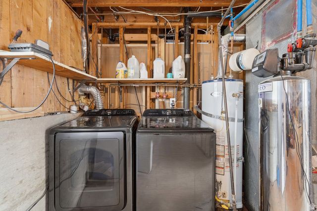 914 W 2600 N, Clinton, UT 84015