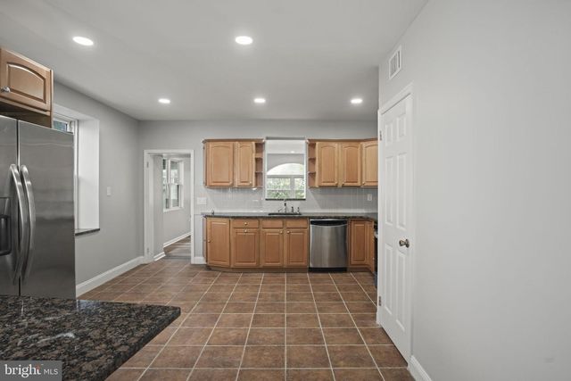 6709 CHARLES ST, Philadelphia, PA 19135