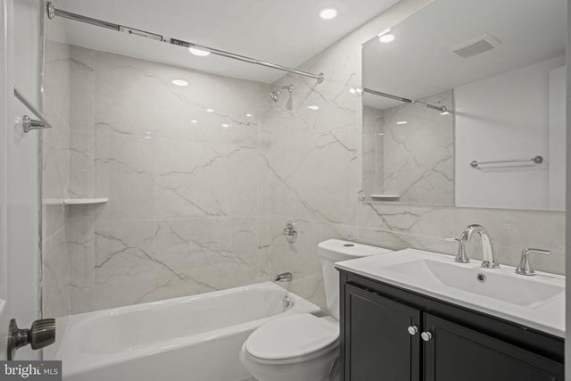 6709 CHARLES ST, Philadelphia, PA 19135