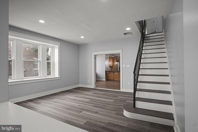 6709 CHARLES ST, Philadelphia, PA 19135