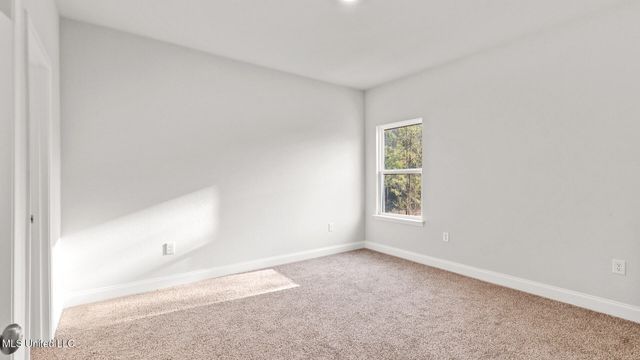 6640 Palm Pointe Drive, Ocean Springs, MS 39564