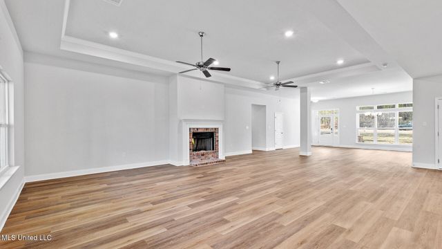 6640 Palm Pointe Drive, Ocean Springs, MS 39564