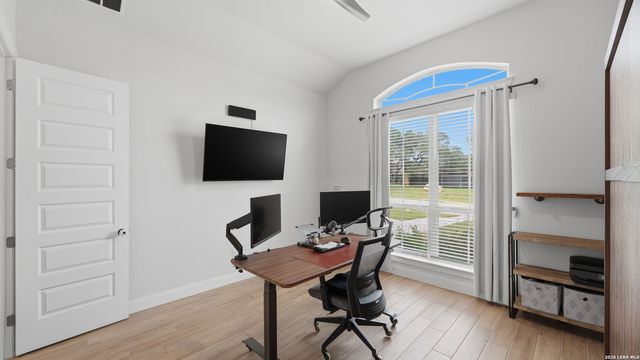 2613 Mallinckrodt, New Braunfels, TX 78132