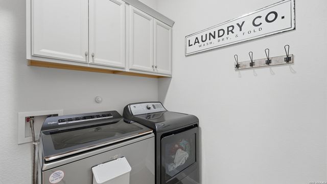 2613 Mallinckrodt, New Braunfels, TX 78132