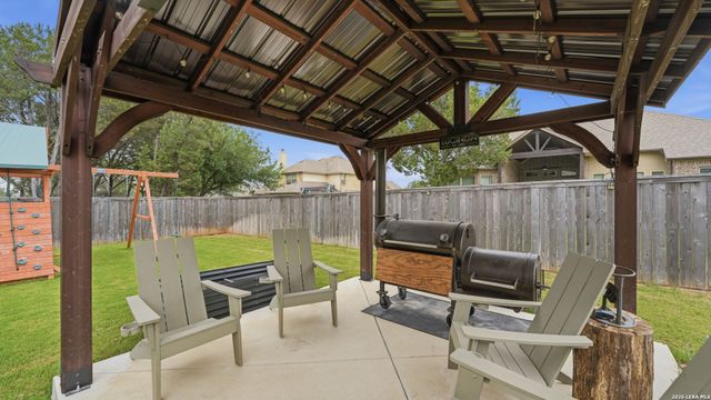 2613 Mallinckrodt, New Braunfels, TX 78132